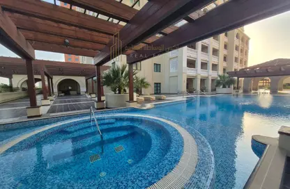 Apartment - 1 Bedroom - 2 Bathrooms for rent in East Porto Drive - Porto Arabia - The Pearl Island - Doha