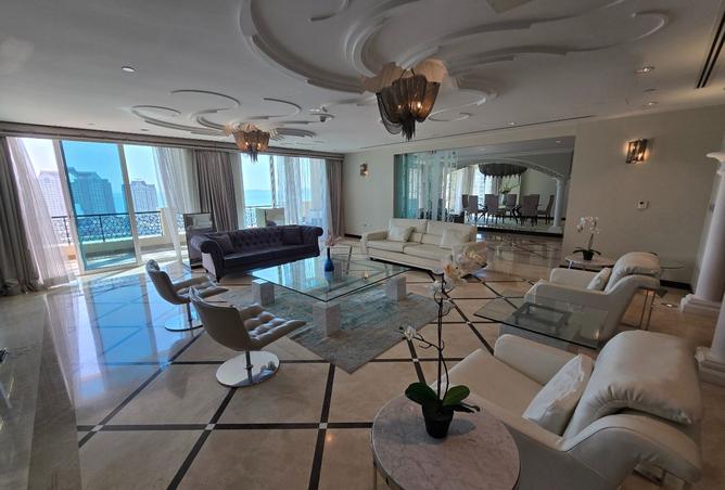 967352 - Property Image 2