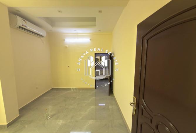 993451 - Property Image 3