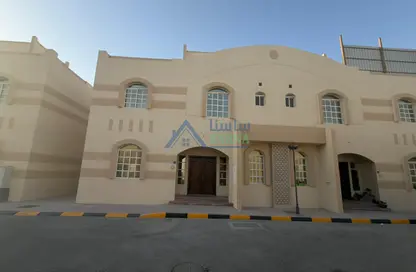 Villa - 5 Bedrooms - 4 Bathrooms for rent in Ain Khaled Villas - Ain Khaled - Doha