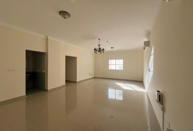 1002356 - Property Main Image