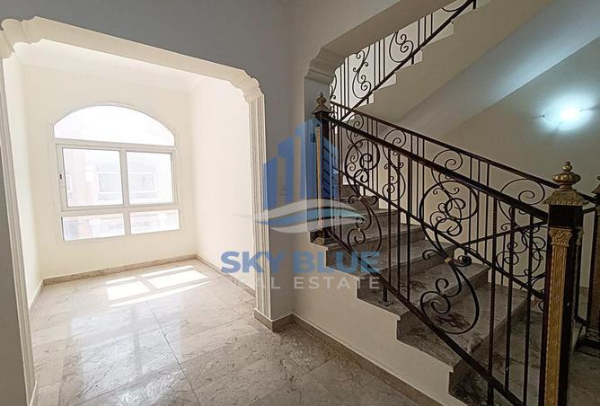 911147 - Property Image 3