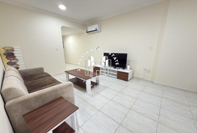 957766 - Property Main Image