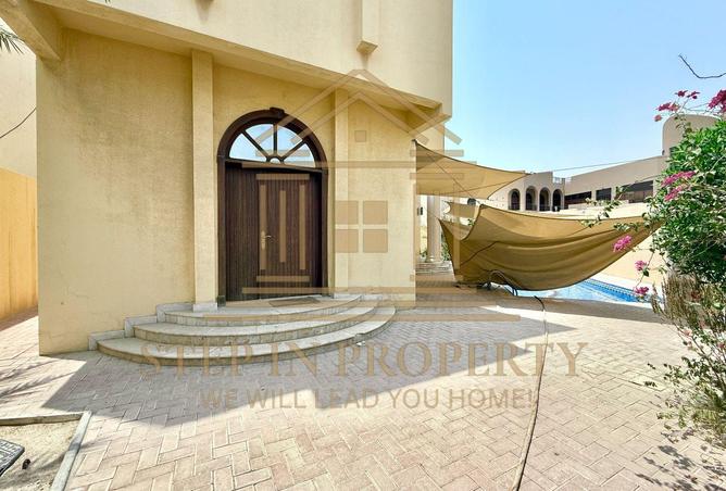 982809 - Property Image 2