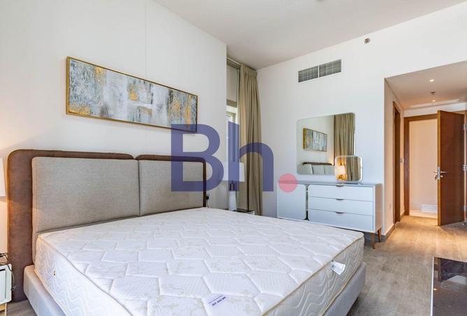 988144 - Property Image 3