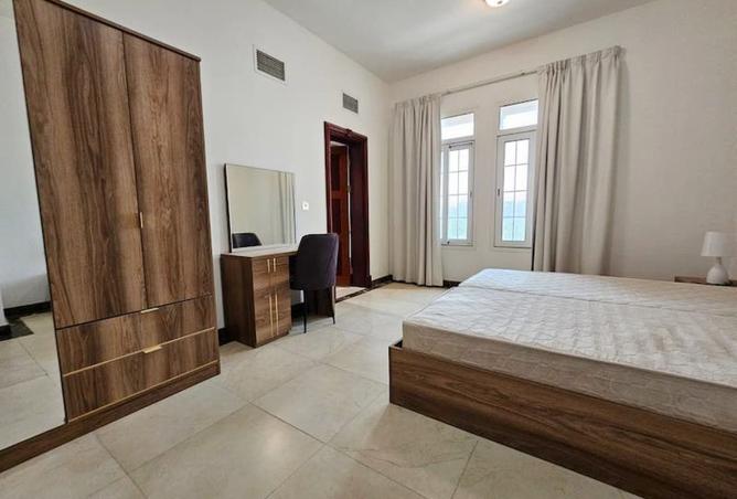 976667 - Property Image 2