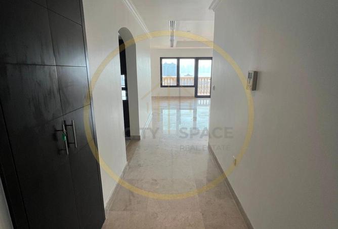 974629 - Property Image 3