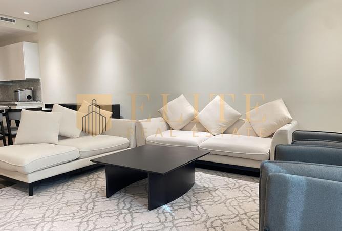 987270 - Property Image 2