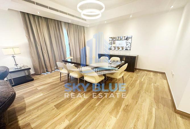 748619 - Property Image 2