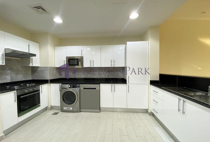 949651 - Property Image 2