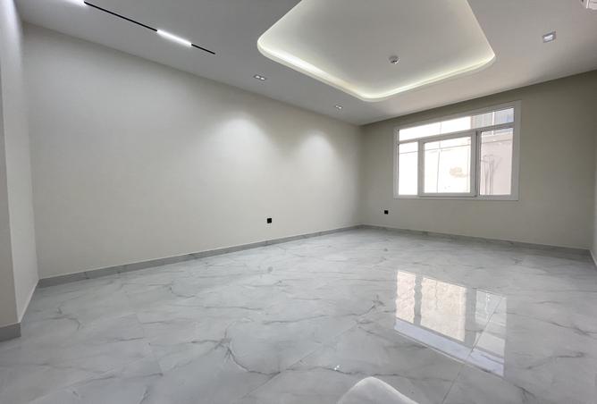 999556 - Property Image 3