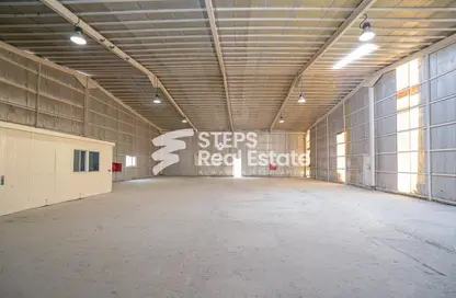 Warehouse - Studio for rent in Industrial Area 5 - Industrial Area - Industrial Area - Doha