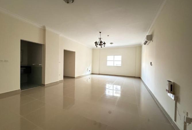 977004 - Property Image 2