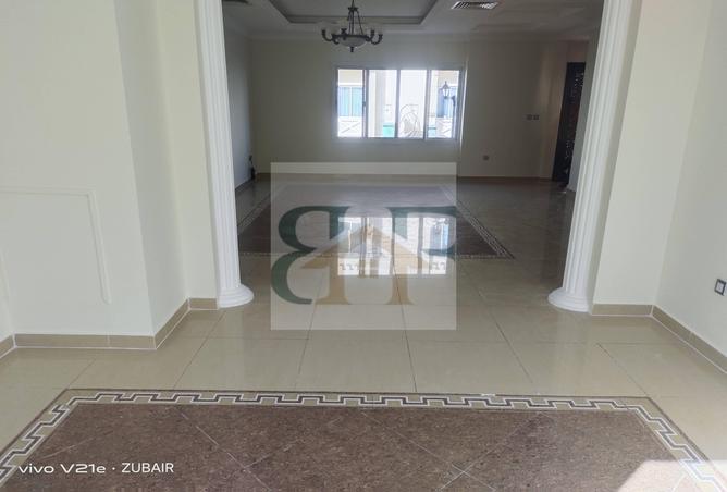 999241 - Property Image 3