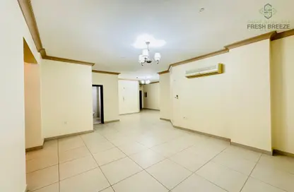 Apartment - 2 Bedrooms - 2 Bathrooms for rent in Al Mansoura - Al Mansoura - Doha