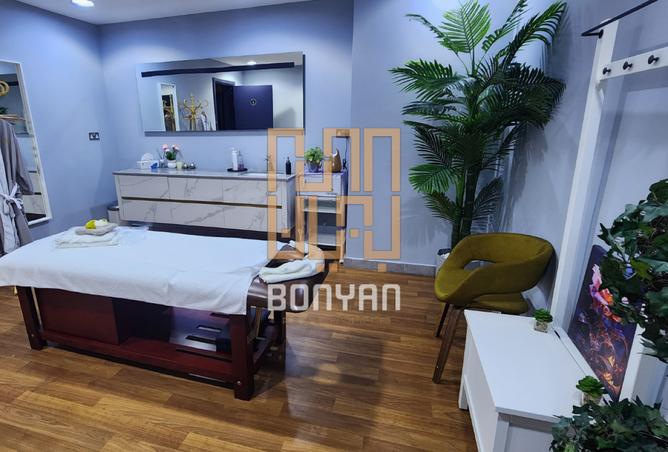 Retail - Studio - 2 Bathrooms for sale in Marina Tower 02 - Marina District - Lusail
