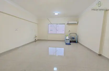 Apartment - 2 Bedrooms - 2 Bathrooms for rent in Al Mansoura - Al Mansoura - Doha
