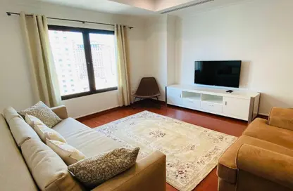 Apartment - 1 Bedroom - 2 Bathrooms for rent in Tower 14 - Porto Arabia - The Pearl Island - Doha
