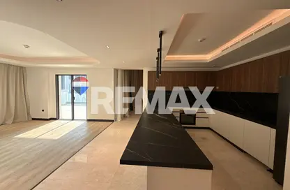 Apartment - 2 Bedrooms - 3 Bathrooms for sale in La Plage South - La Plage - The Pearl Island - Doha