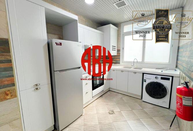 976879 - Property Image 2