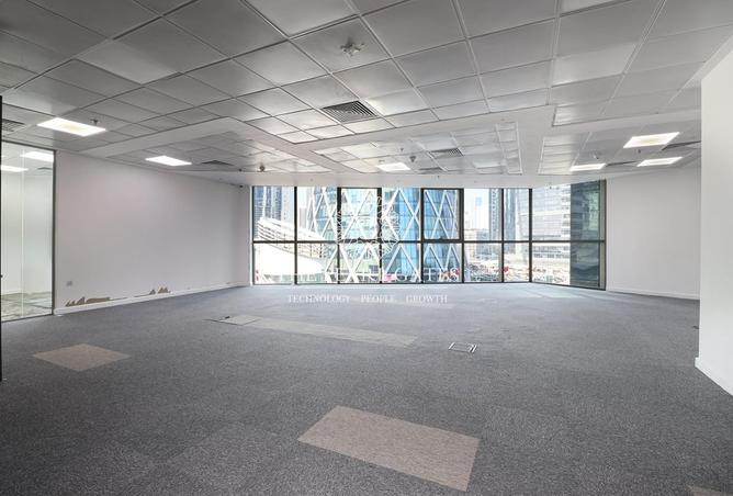 933656 - Property Image 2