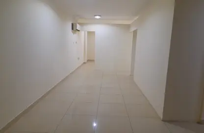 Office Space - Studio - 1 Bathroom for rent in Muaither Area - Al Rayyan - Doha