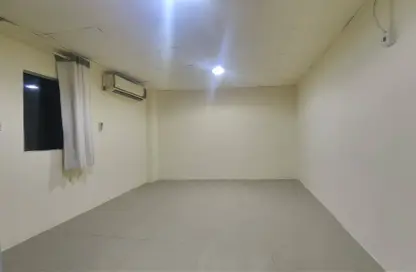 Apartment - Studio - 1 Bathroom for rent in Bin Omran 35 - Fereej Bin Omran - Doha Apartment - Studio - 1 Bathroom for rent in Bin Omran 35 - Fereej Bin Omran - Doha