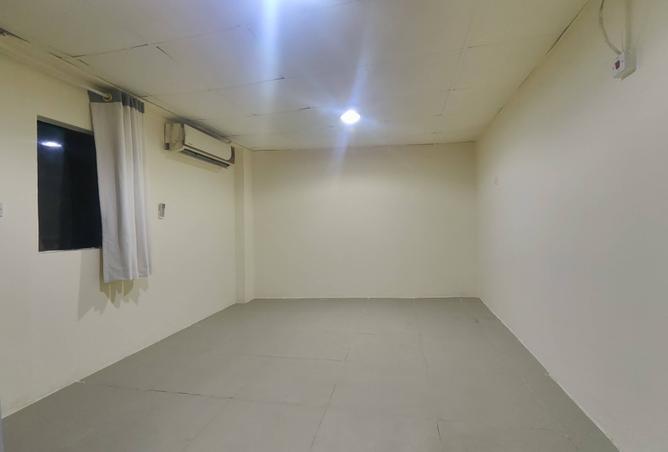 931313 - Property Image 2