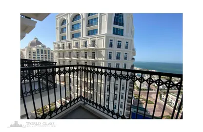 Apartment - 1 Bedroom - 2 Bathrooms for sale in The Garden - Floresta Gardens - The Pearl Island - Doha