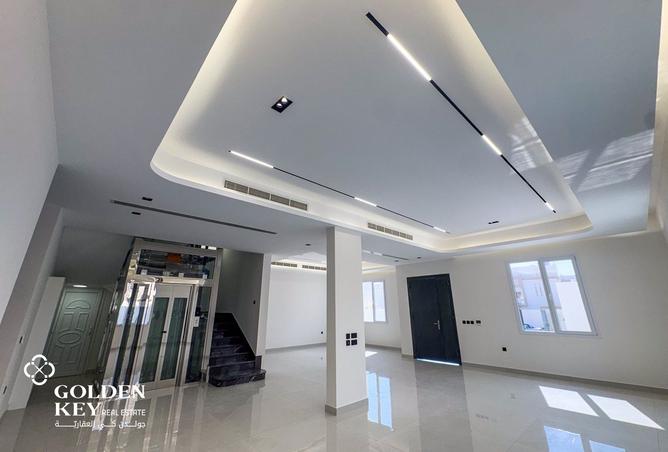 968145 - Property Image 3