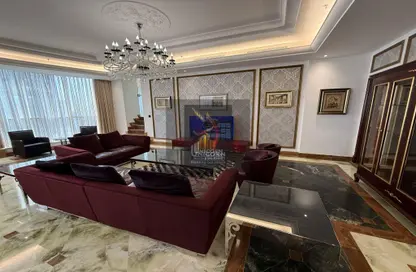 Apartment - 4 Bedrooms - 5 Bathrooms for rent in 35 West Bay - West Bay - Doha