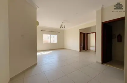 Apartment - 2 Bedrooms - 2 Bathrooms for rent in Al Mansoura - Al Mansoura - Doha