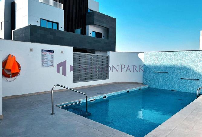 990237 - Property Image 2