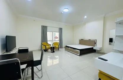 Apartment - Studio - 1 Bathroom for rent in Al Sadd Tourist Apartments - Al Sadd - Doha