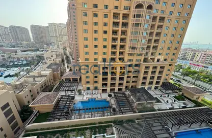 Apartment - 1 Bedroom - 2 Bathrooms for sale in East Porto Drive - Porto Arabia - The Pearl Island - Doha