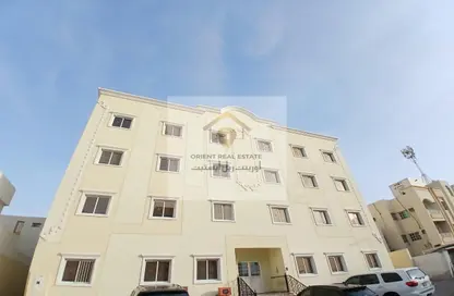 Apartment - 3 Bedrooms - 3 Bathrooms for rent in Al Khazin Street - Madinat Khalifa South - Madinat Khalifa - Doha