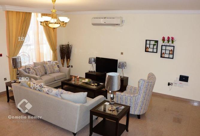 930957 - Property Image 2