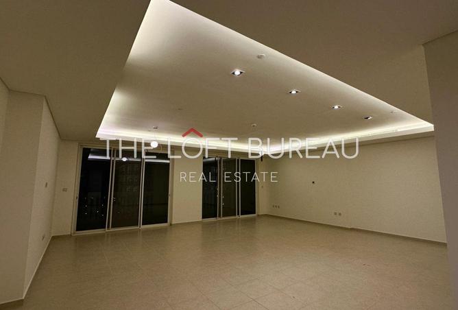 999235 - Property Image 2