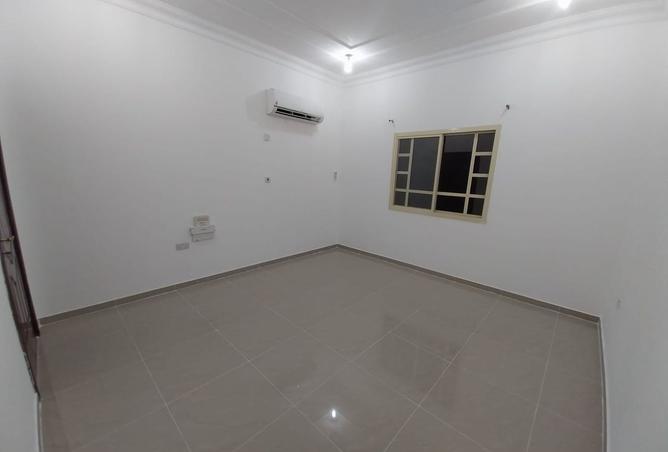 931534 - Property Image 3