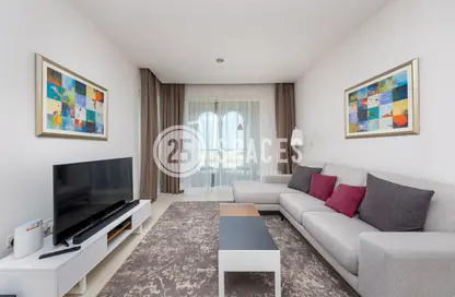 Apartment - 1 Bedroom - 3 Bathrooms for rent in Viva East - Viva Bahriyah - The Pearl Island - Doha