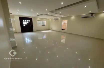 مجمع سكني - 4 غرف نوم - 5 حمامات للايجار في شارع الوعب - الوعب - الدوحة