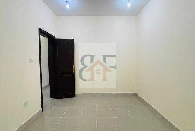 952731 - Property Image 3
