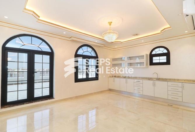 948317 - Property Image 3