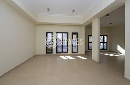 Empty Room image for: Townhouse - 3 Bedrooms - 4 Bathrooms for sale in Murano - Qanat Quartier - The Pearl Island - Doha, Image 1