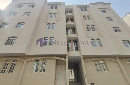 Villa - 2 Bedrooms - 2 Bathrooms for rent in Al Nasr Street - Al Nasr - Doha