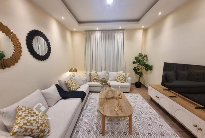 944239 - Property Image 2