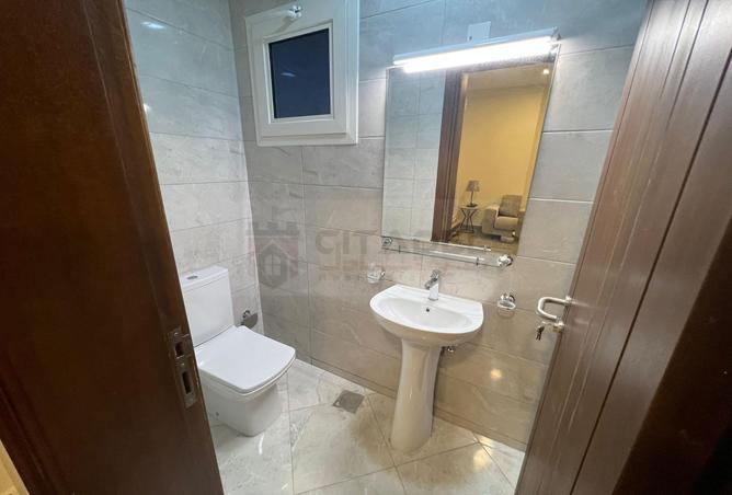 945925 - Property Image 2