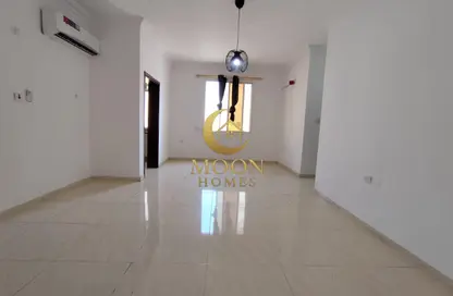 Apartment - 2 Bedrooms - 2 Bathrooms for rent in Al Muntazah Street - Al Muntazah - Doha