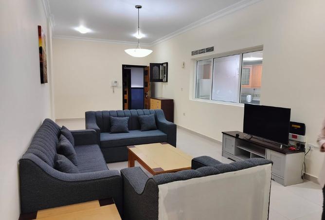 971388 - Property Image 2