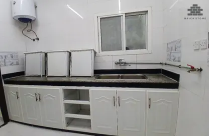 Apartment - 2 Bedrooms - 2 Bathrooms for rent in Bin Omran 46 - Fereej Bin Omran - Doha